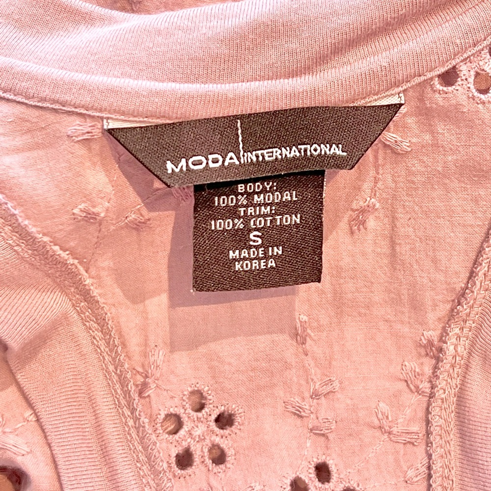 Victoria’s Secret-MI | Racerback Tank - Picture 4 of 4